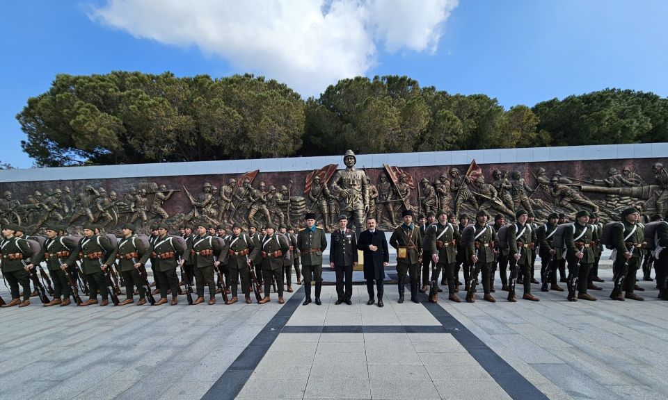 Çanakkale'de düşmana geçit vermeyen 57. Alay yeniden kuruldu