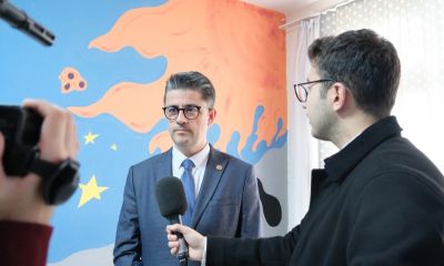 Hastane koridorları çocuklar için masal dünyasına dönüşüyor