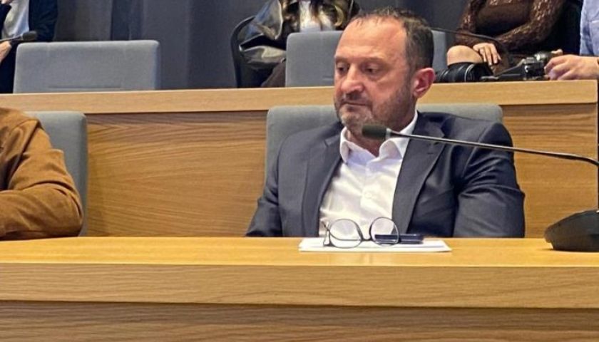 Kerem Özer’den Burak Kunt İddiası: “Farklı Partilerle Temas Kurduğunu Söyledi”