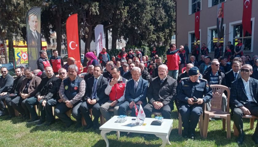 Çanakkale’de Arıcılık Küllerinden Doğuyor: 2 Bin Kovan Törenle Teslim Edildi!