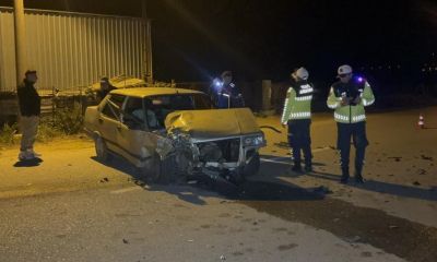 Çanakkale'de otomobil ile motosiklet çarpıştı: 3 kişi yaralandı   