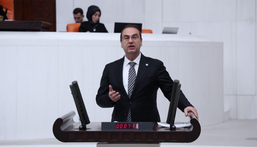 Rıdvan Uz’dan Okullardaki Saldırılara Sert Tepki: “Artık Sorumluluk Alınmalı”