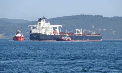 Çanakkale Boğazı'nda ham petrol tankeri sürüklendi   