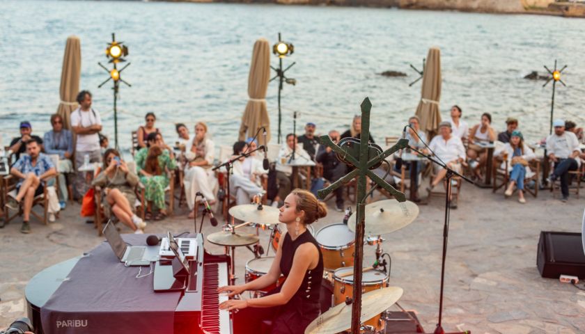 Bozcaada Caz Festivali Genç Yetenekleri Bekliyor