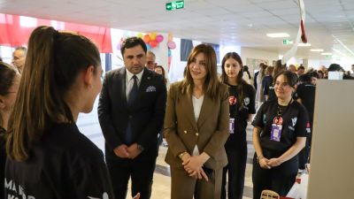 Biga İÇDAŞ Fen Lisesi’nde TÜBİTAK Bilim Fuarı Yoğun İlgi Gördü