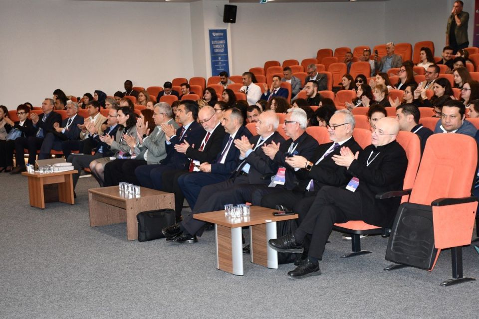 ÇOMÜ’de 6. Uluslararası Bankacılık Kongresi Düzenlendi