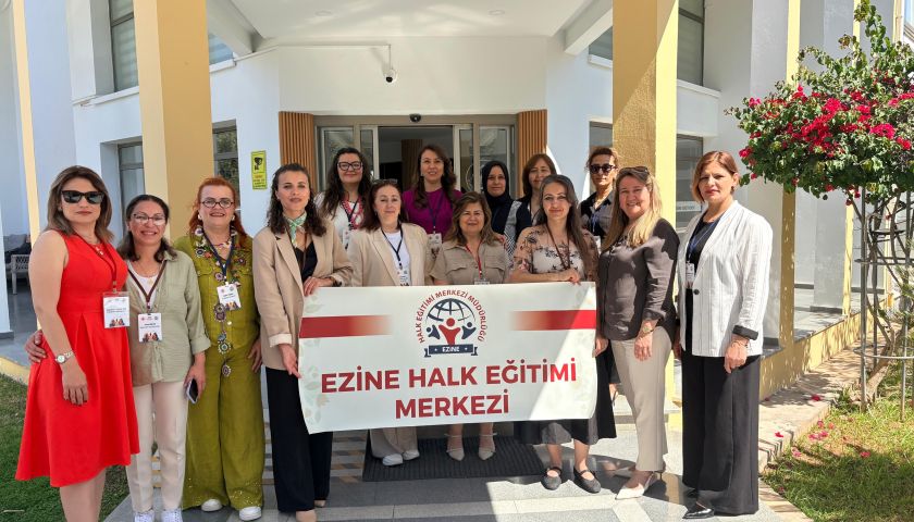 Ezine Halk Eğitimi Merkezi Kıbrıs’ta Çanakkale’yi Tanıttı