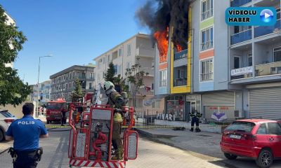 Barbaros Mahallesindeki yangında alevlerin arasında kalan kadın, sağ salim kurtarıldı