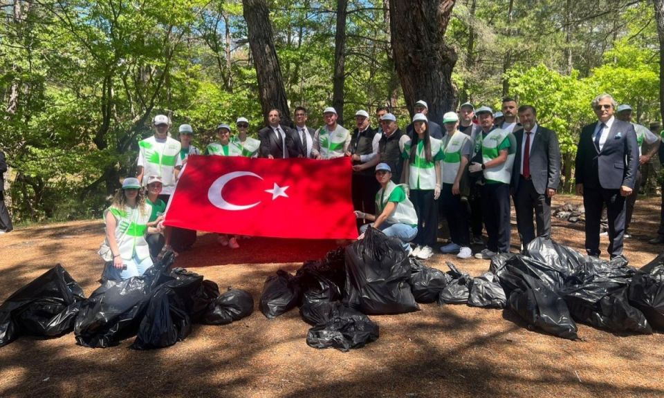 Salihler Baraj Göleti’nde “Orman Benim” Temizlik Seferberliği