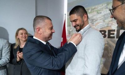 Kepez’de siyasi hareketlilik! 30 Genç AK Parti’ye katıldı