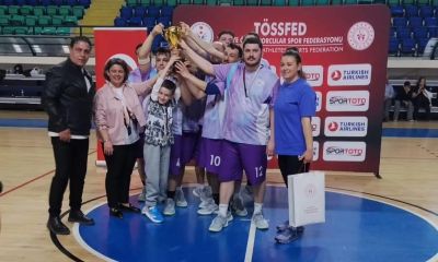 Çanakkaleli özel sporculardan Türkiye ikinciliği gururu