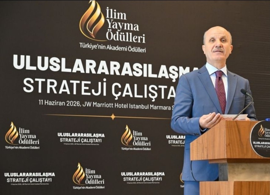122884_wuciwug_f8062117_rektor-erenoglu.jpeg