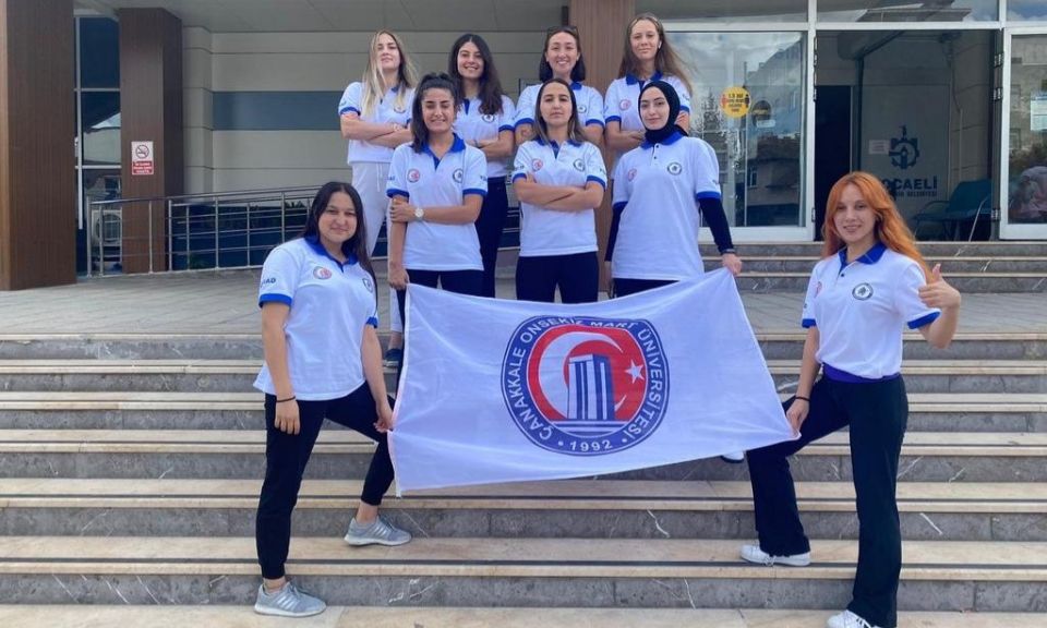ÇOMÜ’lü havuz savaşçıları Kocaeli’de nefes kesti