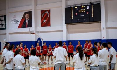 U18 Kız Milliler Çanakkale’de Kampa Girdi