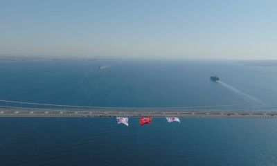 1915 Çanakkale Köprüsü Türk Bayrağı ile donatıldı