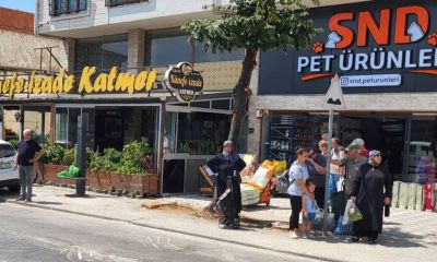 Setboyu'ndaki 102 Nolu Durak Bir Haftadır Yenilenmeyi Bekliyor