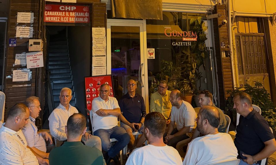CHP Çanakkale'de gece nöbetleri sürüyor