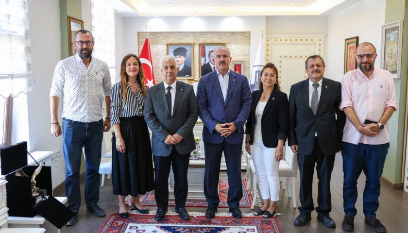1903 Çanakkale Beşiktaşlılar Derneği'nden Vali Ömer Toraman'a Ziyaret