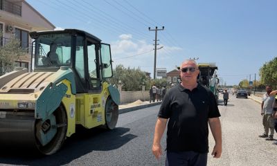 Geyikli sahil yolunda sıcak asfalt çalışması hız kesmeden sürüyor