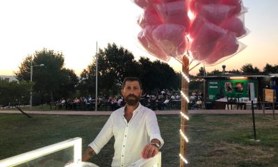 Troya Festivali Pamuk Şeker Satıcısının Yüzünü Güldürdü