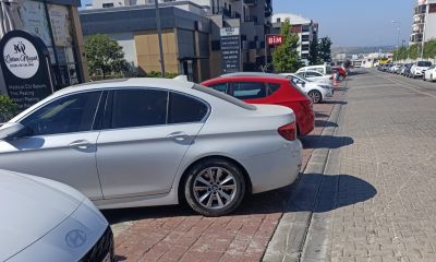 Kepez’de Yaya Yolu Otoparka Döndü!