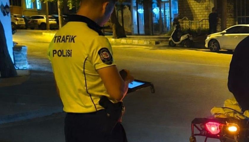 Motosikletli denetimden kaçamadı: 320 bin TL ceza kesildi 