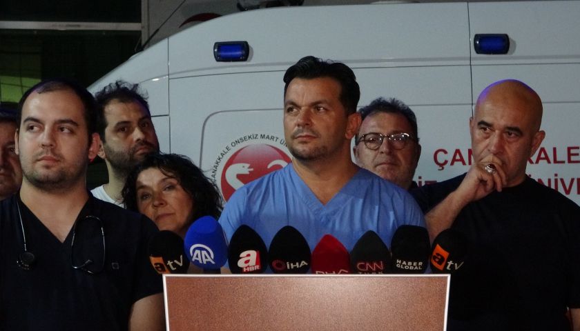 Çanakkale'de kalp krizi geçiren Cem Yılmaz anjiyo oldu, 2 gün hastanede kalacak