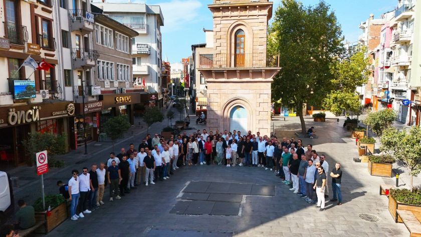 ÇTSO Adayı Turgay Kılıç Çarşı Esnafıyla Buluştu: “Artık Konuşarak Kaybedecek Vaktimiz Yok”