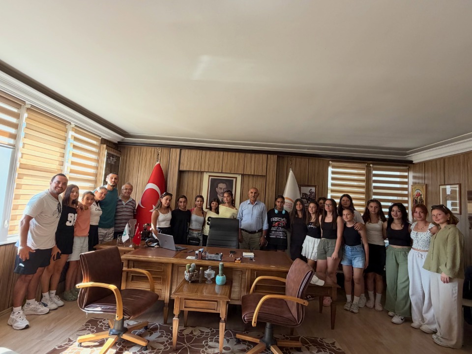 125727_wuciwug_b8a30ea4_cardakspor-kiz.jpeg