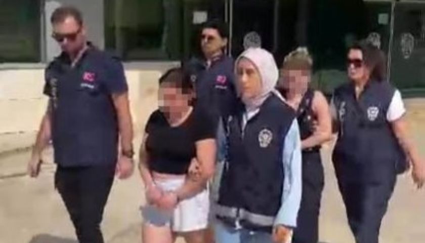 Çanakkale'de kuyumcuya sahte altın satan dolandırıcılar Antalya'da yakalandı