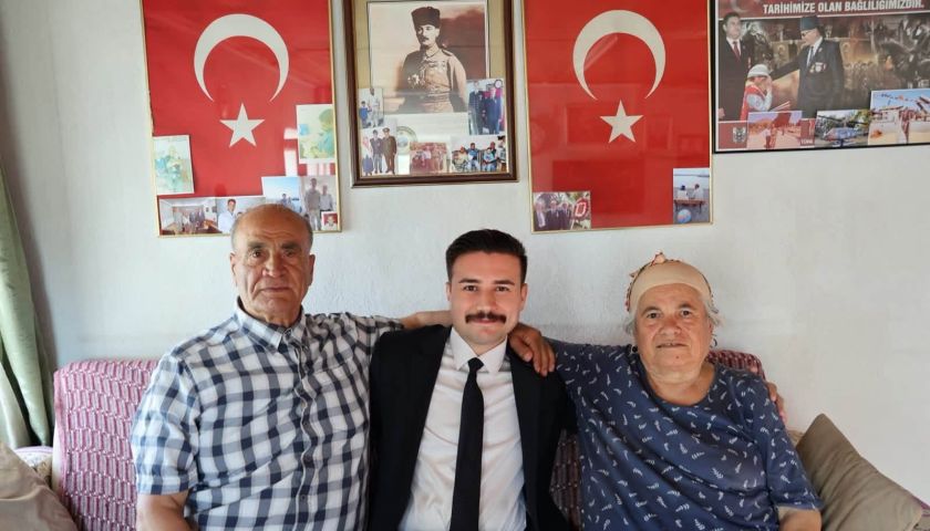 Kaymakam Osman Acar, kahramanların evine konuk oldu