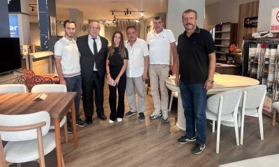 Çanakkale Ticaret Borsası’ndan Ayvacık’ta çifte çalışma: Üye ziyareti ve öğrencilere kırtasiye desteği