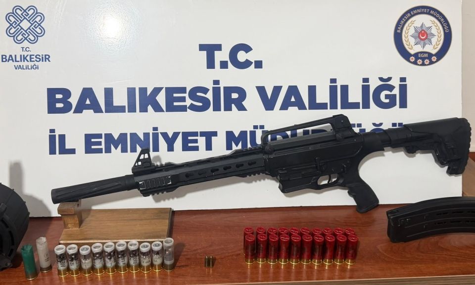 Biga'daki silahlı olayın şüphelisi Bandırma yolunda yakalandı