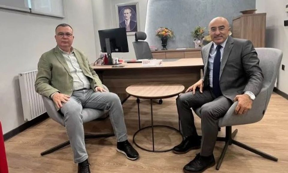 Arslan’dan yeni Ziraat Bankası Kepez Şubesi’ne ziyaret