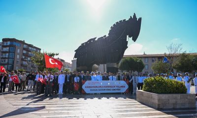 Çanakkale'deki Gaziler Günü kutlamaları, Kahramanlarla Kardeşlik Yolunda Yürüyüşü ile başladı