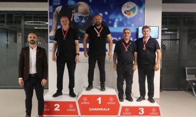 Çanakkale 3 Band 2. Ayak Bilardo Turnuvası'nın şampiyonu Çalışır oldu