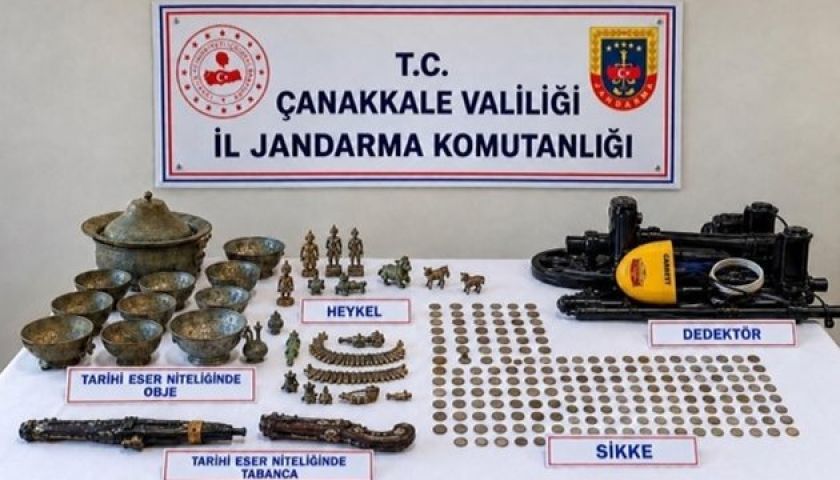 Jandarma'dan Ezine'de tarihi eser kaçakçılığı operasyonu: Aralarında Helenistik ve Roma dönemi eserler de var!