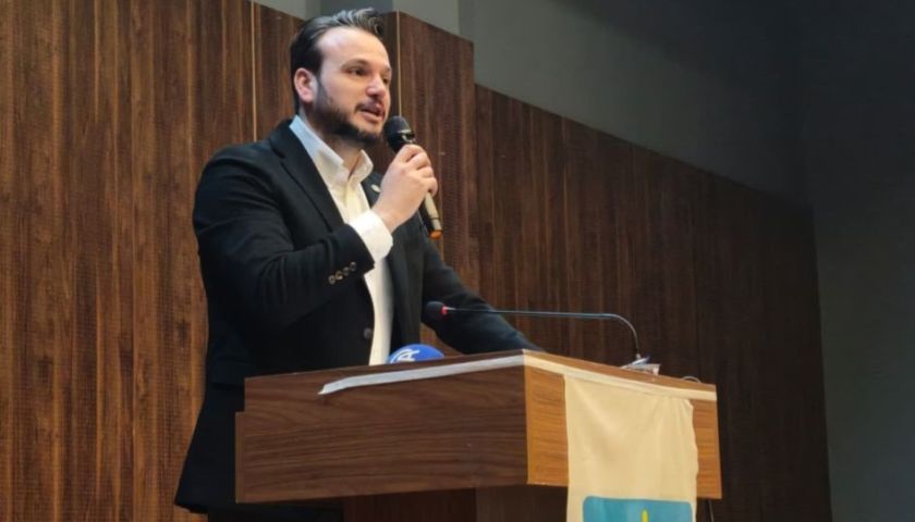 Özatıcı, “Bundan sonra oyu da serbest bıraktığınız PKK’lılardan istersiniz”