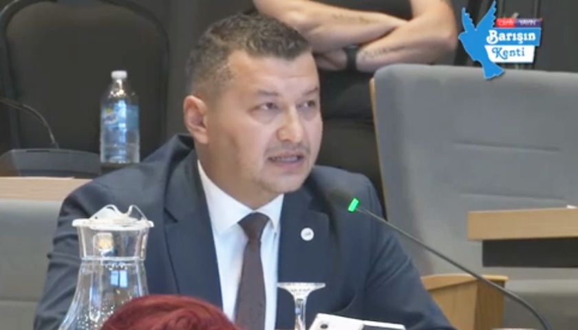 Akkoca “Elimiz titreyerek reddediyoruz”
