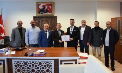 Çanakkale Ticaret Borsası'nın yeni yönetimi mazbatalarını aldı