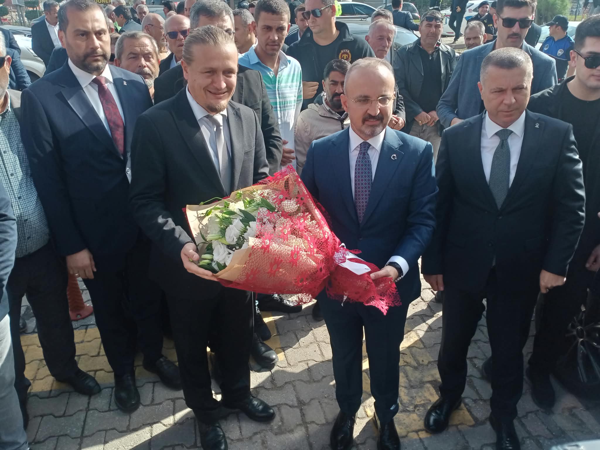 127238_wuciwug_f23f4bf4_turan-biz-bir-a.jpeg