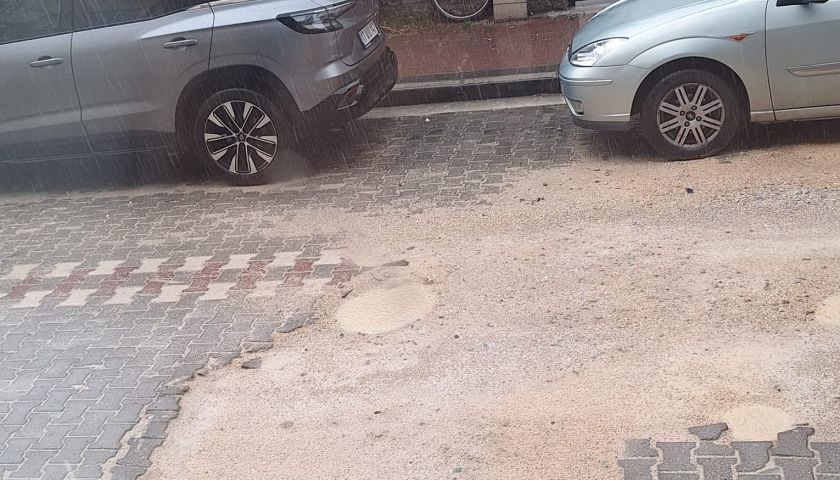 Zübeyde Hanım Sokak’ta yol çilesi: Mahalle sakinlerinden belediyeye sert tepki