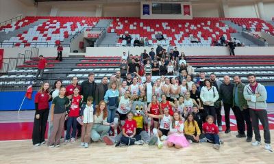 ÇOMÜ Spor Kulübü’nden net galibiyet: Çerkezköy Voleybol Akademisi'ni 3-0 devirdiler