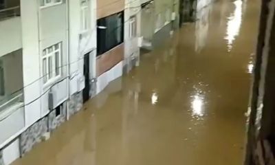 Biga'da cadde ve sokaklar göle döndü