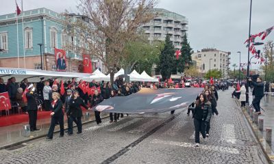 Çanakkale'de coşkulu 29 Ekim kutlaması