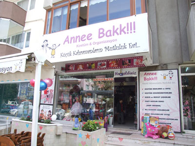 Annee-Bak1.jpg
