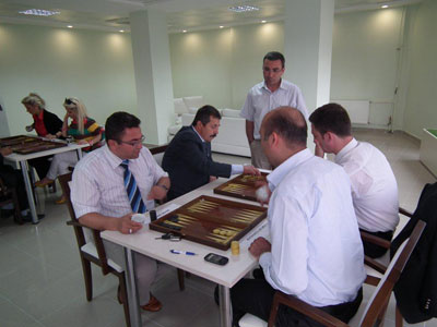 masa-tenisi-ve-tavla-(3).jpg