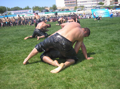 kepez-yagli-guresleri-2013 (26).jpg