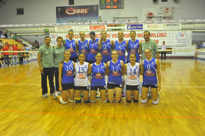 Sultanlar salonda, kombineler satışta