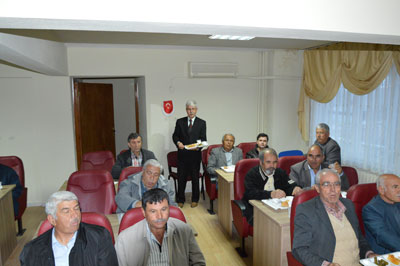 Kursiyerlere arıcılık anlatıldı